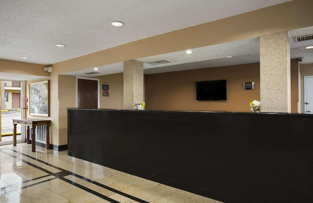 Days Inn By Wyndham Dallas Irving-1
